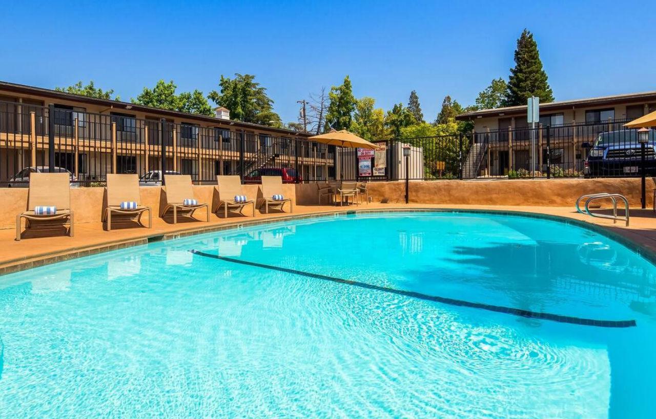 Best Western Golden Key Auburn Eksteriør billede